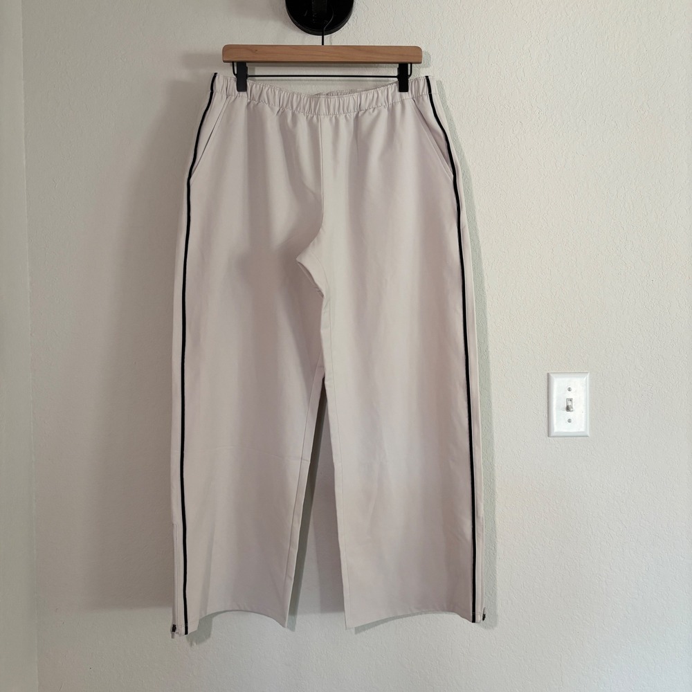 Gilly Hicks Pants Wide Leg L Short Fleece Lined Beige Athleisure Sporty Track